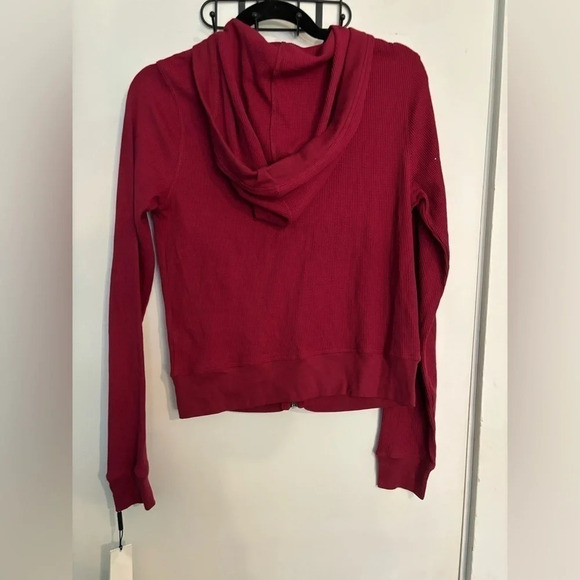 Calvin Klein Performance Stretch size Small NWT - Picture 6 of 6
